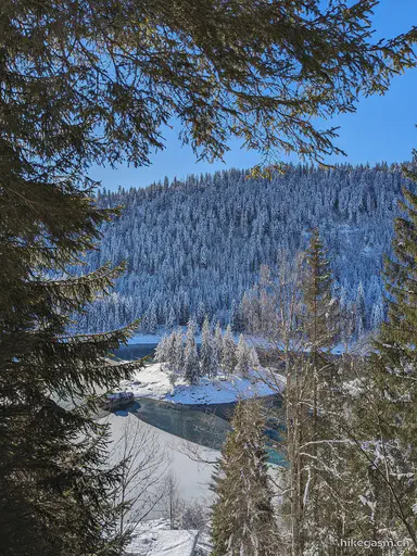 Caumasee Winter Hike
